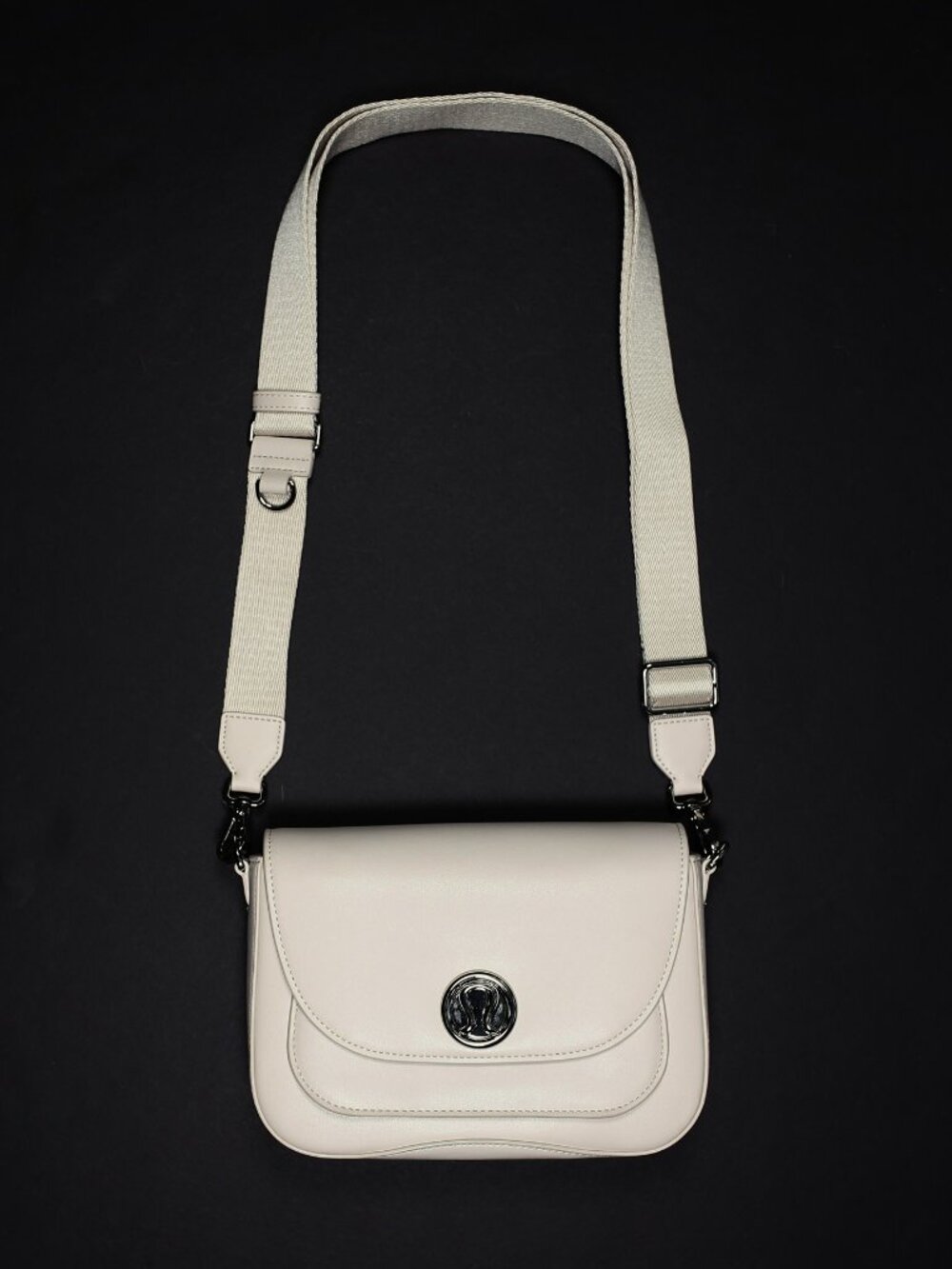 NWT Lululemon Crossbody Bag 1.5L/ Leather Alternative/ Dust & Gift Bag/MSRP $198
